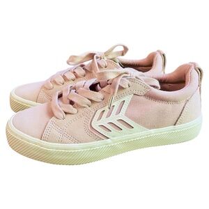 Cariuma Pink Sneakers Size 6.5